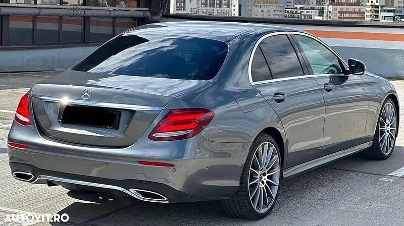 Argint Utilizat 2017 Mercedes E200 Berlinǎ | 22.500 EUR (Scump) - Imagine 1/4