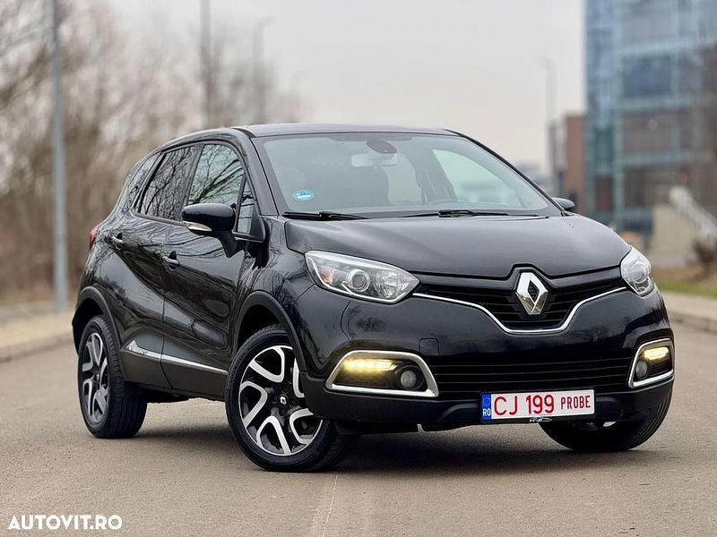 Second-hand Renault Captur Dynamique 90 CP (66 kW) 2016 Culoarenegru SUV