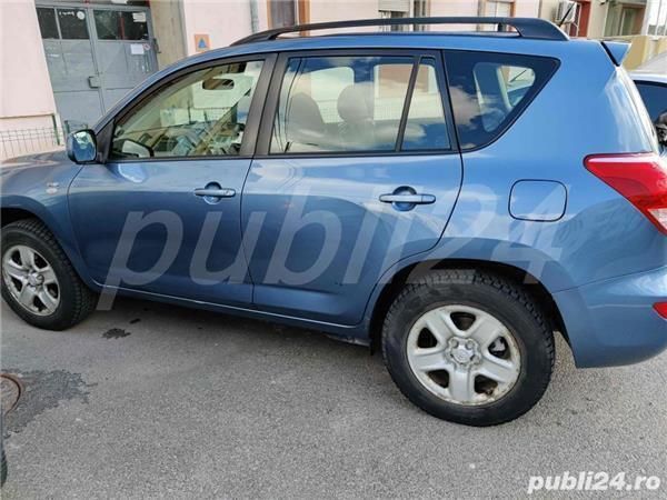 Albastru Utilizat 2008 Toyota RAV4 SUV | 3.900 EUR (Preț bun) - Imagine 1/4
