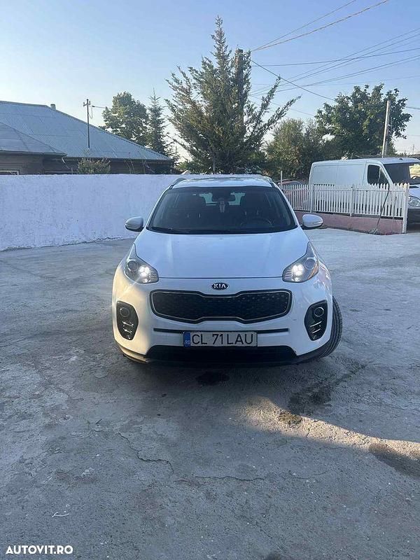 Culoarealb Utilizat 2016 Kia Sportage SUV | 13.500 EUR (Preț OK) - Imagine 1/4