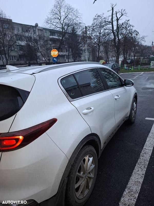 Second-hand Kia Sportage Style 177 CP (130 kW) 2021 Culoarealb SUV