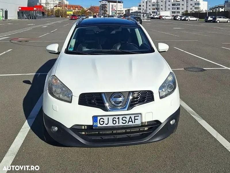 Culoarealb Second-hand 2011 Nissan Qashqai +2 SUV | 6.000 EUR (Preț bun) - Imagine 1/4