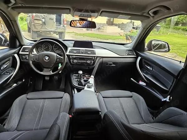 Second-hand BMW 320 163 CP (119 kW) 2018 Berlinǎ