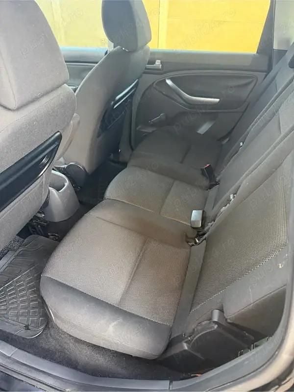 Second-hand Ford C-MAX 110 CP (80 kW) 2009 Negru Monovolum