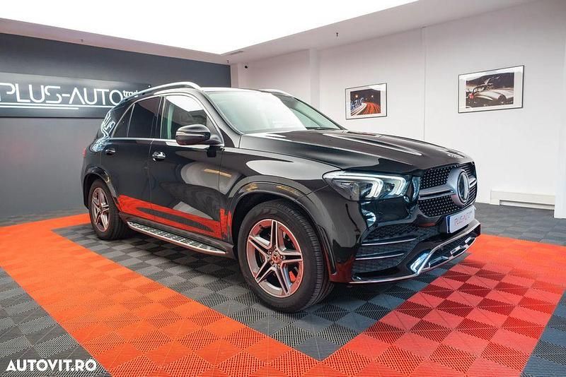 Culoarenegru Utilizat 2019 Mercedes GLE450 AMG AMG line SUV | 52.000 EUR (Preț bun) - Imagine 1/4