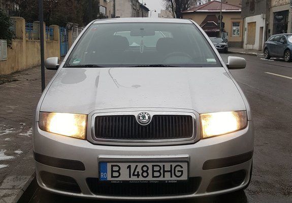 Gri Utilizat 2007 Skoda Fabia Berlinǎ | 2.700 EUR (Preț OK) - Imagine 1/4