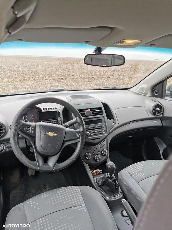Second-hand Chevrolet Aveo LT 86 CP (63 kW) 2012 Culoarealbastru