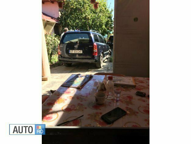 Second-hand Opel Astra 101 CP (74 kW) 2004 Albastru Break