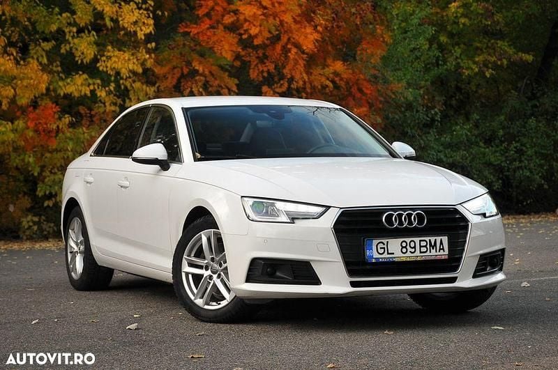 Second-hand Audi A4 Design 150 CP (110 kW) 2017 Culoarealb Berlinǎ