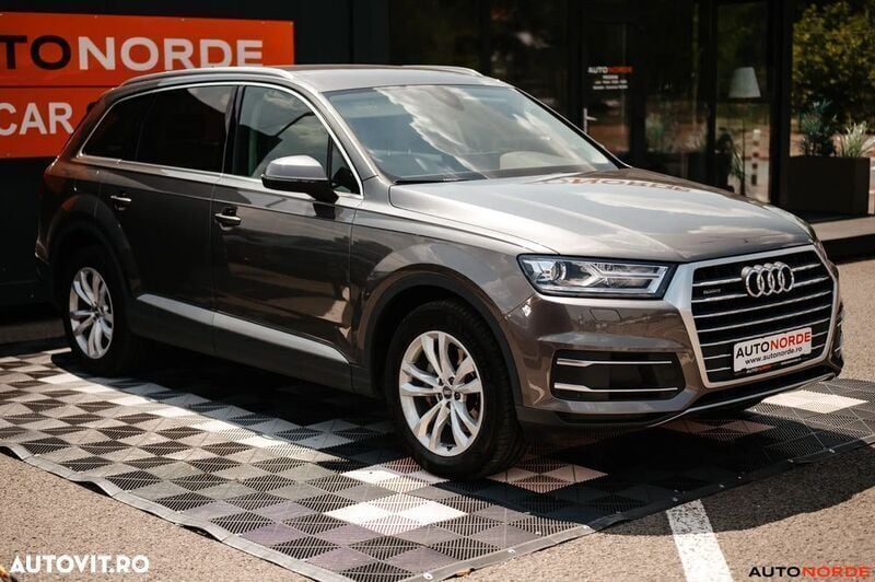 Gri Utilizat 2019 Audi Q7 SUV | 37.499 EUR (Preț OK) - Imagine 1/4