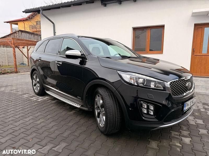 Second-hand Kia Sorento Platinum Edition 200 CP (147 kW) 2017 Culoarenegru SUV