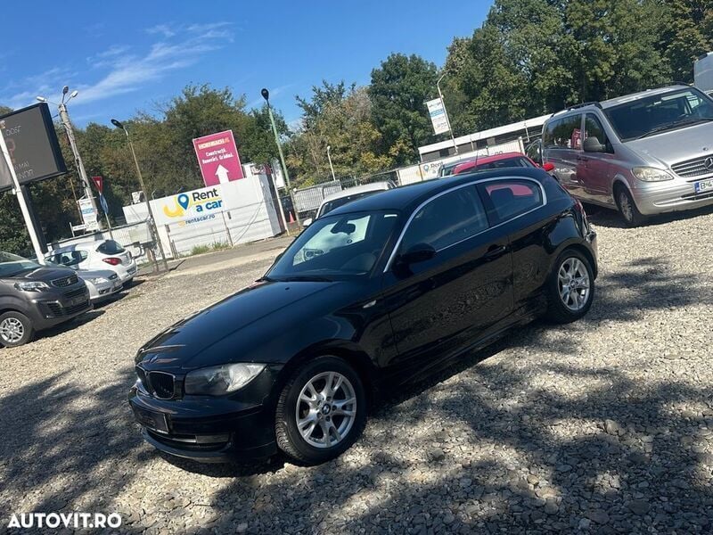 Negru Utilizat 2009 BMW 118 Coupé Coupe | 3.999 EUR - Imagine 1/4