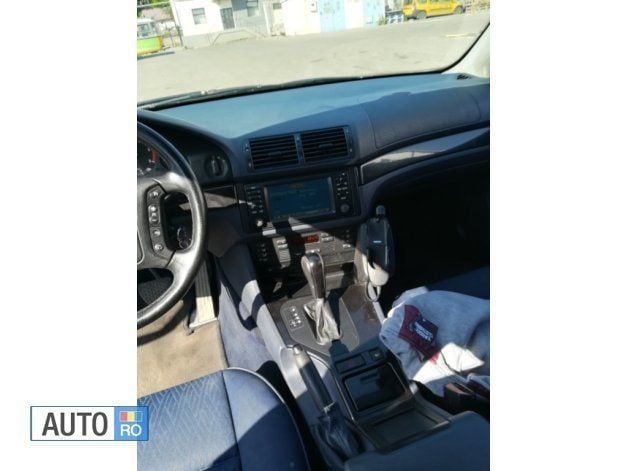 Second-hand BMW 525 163 CP (119 kW) 2002 Albastru Berlinǎ