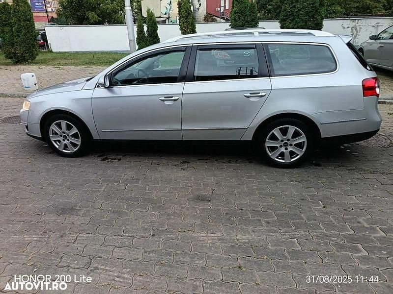 Culoaregri Utilizat 2010 VW Passat Individual Break | 4.150 EUR (Preț bun) - Imagine 1/4