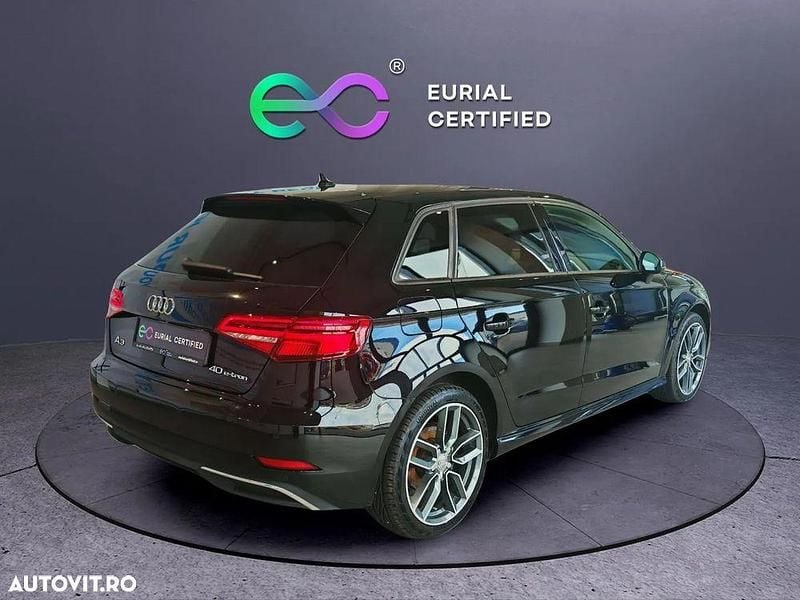 Second-hand Audi A3 e-tron Design 204 CP (150 kW) 2019 Culoarenegru Hatchback