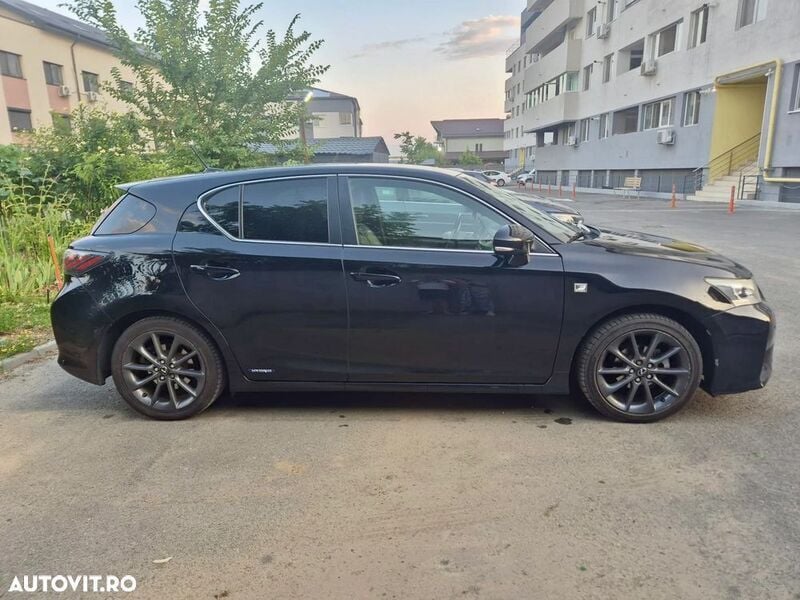Negru Utilizat 2012 Lexus CT200h Sport Line Hatchback | 10.450 EUR - Imagine 1/4
