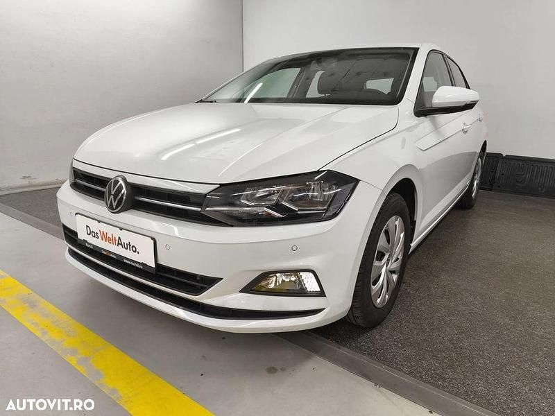 Second-hand VW Polo Comfortline 95 CP (69 kW) 2021 Culoarealb Hatchback