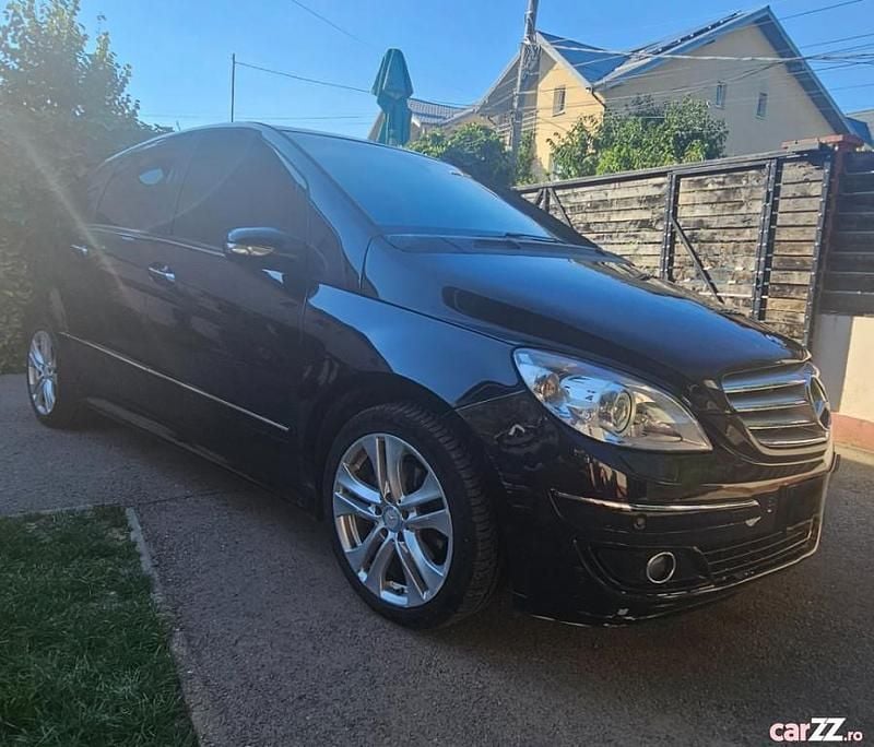 Utilizat 2006 Mercedes B200 Monovolum | 2.590 EUR (Puțin scump) - Imagine 1/4