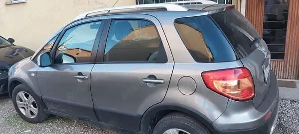 Utilizat 2006 Fiat Sedici SUV | 3.000 EUR - Imagine 1/4