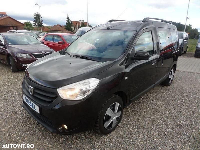 Negru Utilizat 2013 Dacia Dokker Lauréate Van | 5.100 EUR (Preț OK) - Imagine 1/4