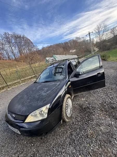 Utilizat 2003 Ford Focus Monovolum | 2.000 EUR - Imagine 1/4