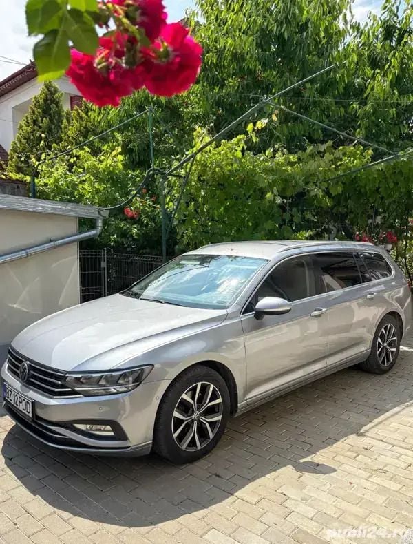 Utilizat 2022 VW Passat Break | 16.700 EUR (Super Preț) - Imagine 1/4