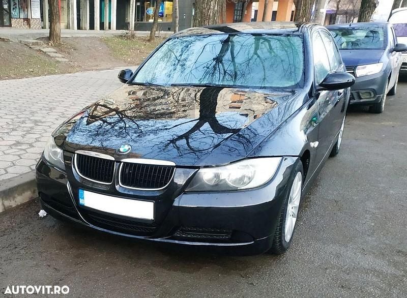 Culoarenegru Utilizat 2008 BMW 320 Break | 6.900 EUR (Scump) - Imagine 1/4