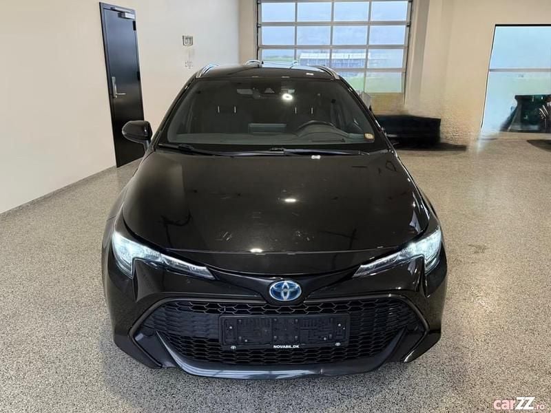 Second-hand Toyota Corolla Hybrid 122 CP (89 kW) 2023 Negru Break