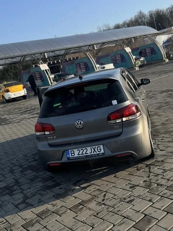 Second-hand VW Golf VI R-line 105 CP (77 kW) 2012 Gri Hatchback