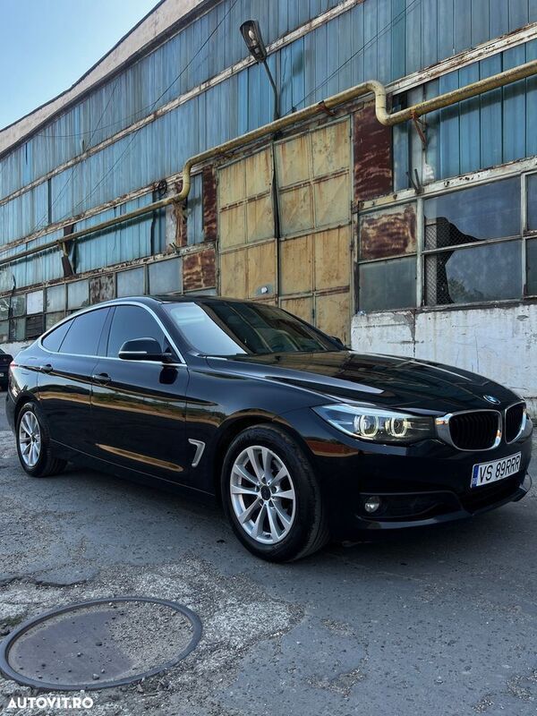 Negru Utilizat 2018 BMW 318 Gran Turismo Berlinǎ | 16.300 EUR - Imagine 1/4