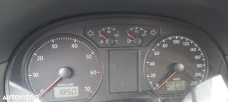 Culoarealbastru Utilizat 2006 VW Polo | 1.700 EUR (Preț bun) - Imagine 1/4