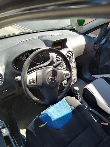 Second-hand Opel Corsa 90 CP (66 kW) 2013 Berlinǎ