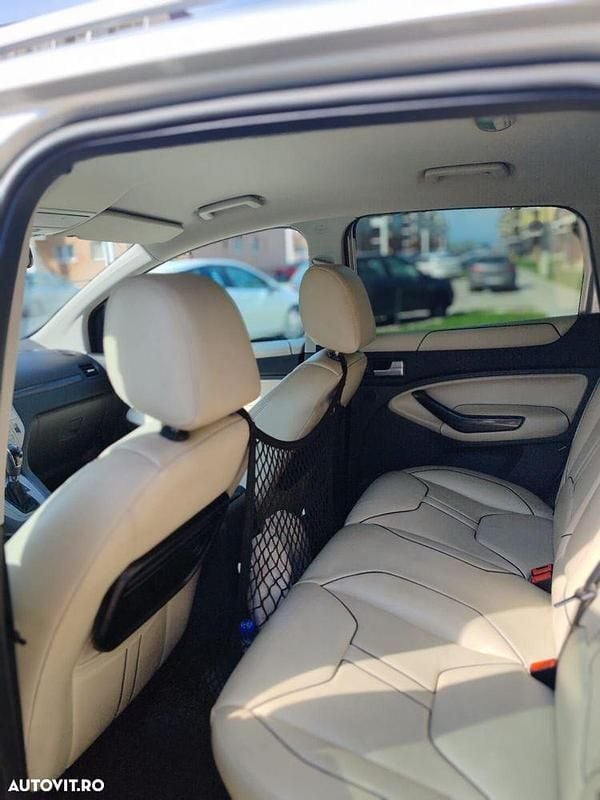 Second-hand Ford Kuga Titanium 140 CP (102 kW) 2010 Culoareargint SUV