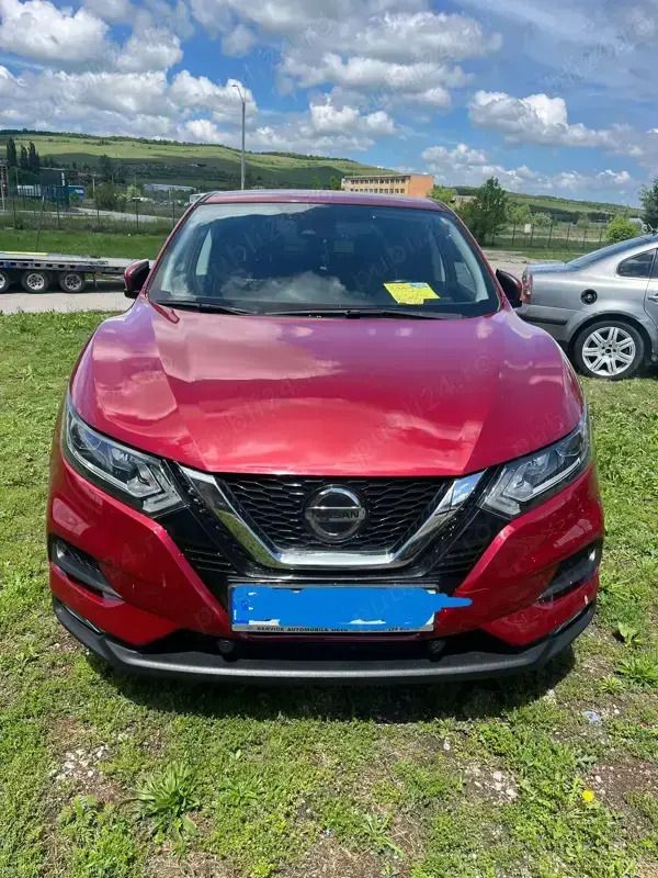 Rosu Utilizat 2019 Nissan Qashqai SUV | 14.500 EUR (Preț OK) - Imagine 1/4