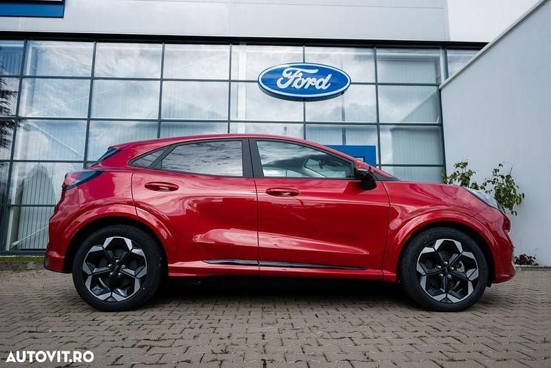 Nouă Ford Puma Gen-E 123 kW (168 CP) 2025 Culoarerosu SUV