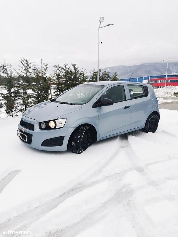 Second-hand Chevrolet Aveo LT 86 CP (63 kW) 2012 Culoarealbastru