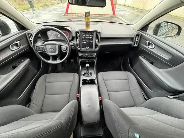 Second-hand Volvo XC40 150 CP (110 kW) 2019 Negru SUV