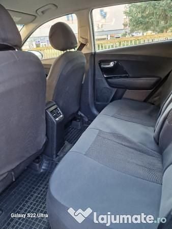 Alb Utilizat 2019 Kia Niro SUV | 12.990 EUR - Imagine 1/4