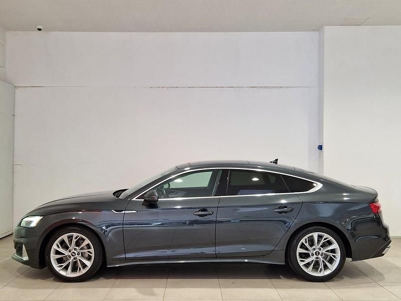 Second-hand Audi A5 Sportback Advanced 204 CP (150 kW) 2021 Gri inchisnormal Hatchback