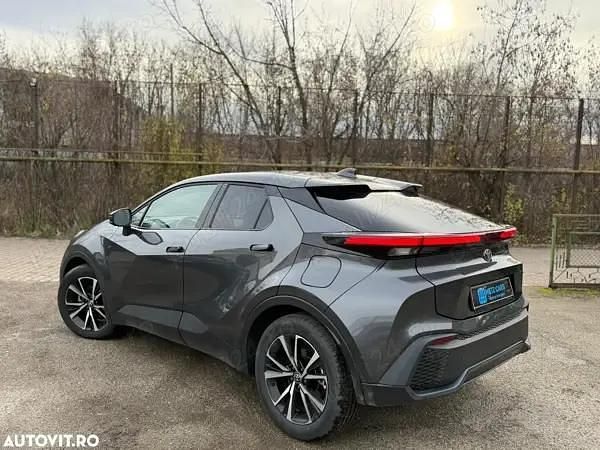 Second-hand Toyota C-HR 122 CP (89 kW) 2023 SUV
