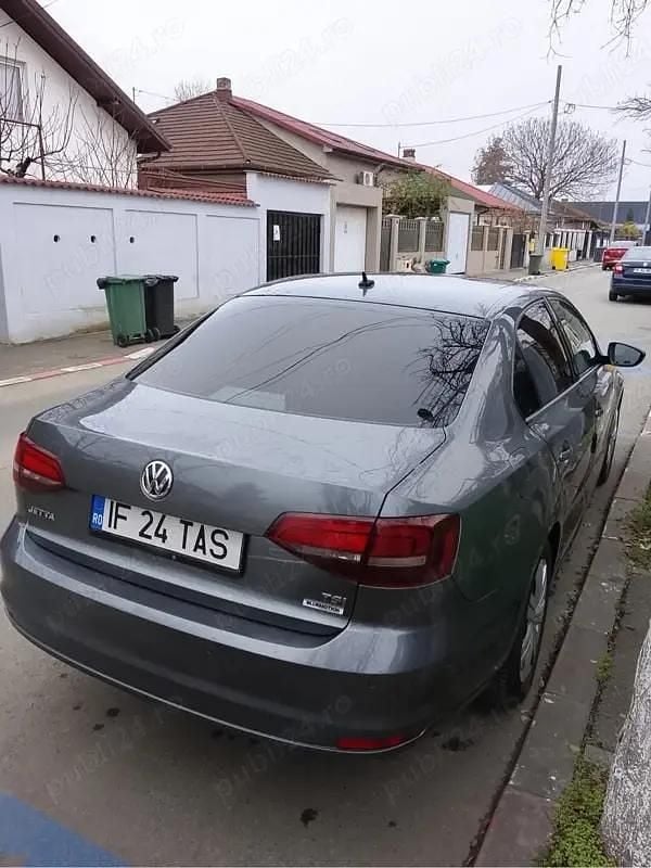 Second-hand VW Jetta 105 CP (77 kW) 2017 Berlinǎ