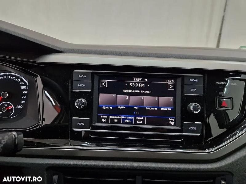 Second-hand VW Polo Comfortline 95 CP (69 kW) 2020 Culoarealb Hatchback