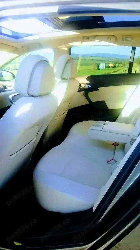Gri Utilizat 2009 Opel Insignia Sport Break | 3.150 EUR (Preț OK) - Imagine 1/4