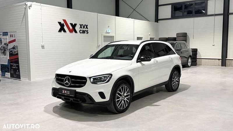 Culoarealb Utilizat 2022 Mercedes GLC300e SUV | 30.950 EUR (Super Preț) - Imagine 1/4