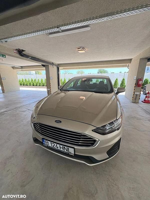 Culoarebej Utilizat 2019 Ford Mondeo Berlinǎ | 14.990 EUR (Preț OK) - Imagine 1/4