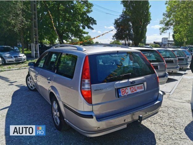 Second-hand Ford Mondeo 140 CP (102 kW) 2007 Argintiu Break