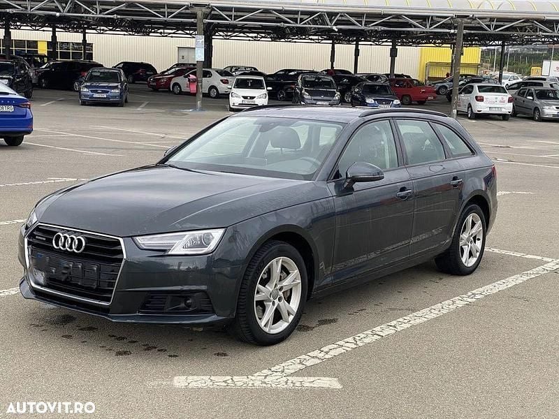 Culoarealbastru Second-hand 2017 Audi A4 Break | 17.700 EUR (Preț bun) - Imagine 1/4