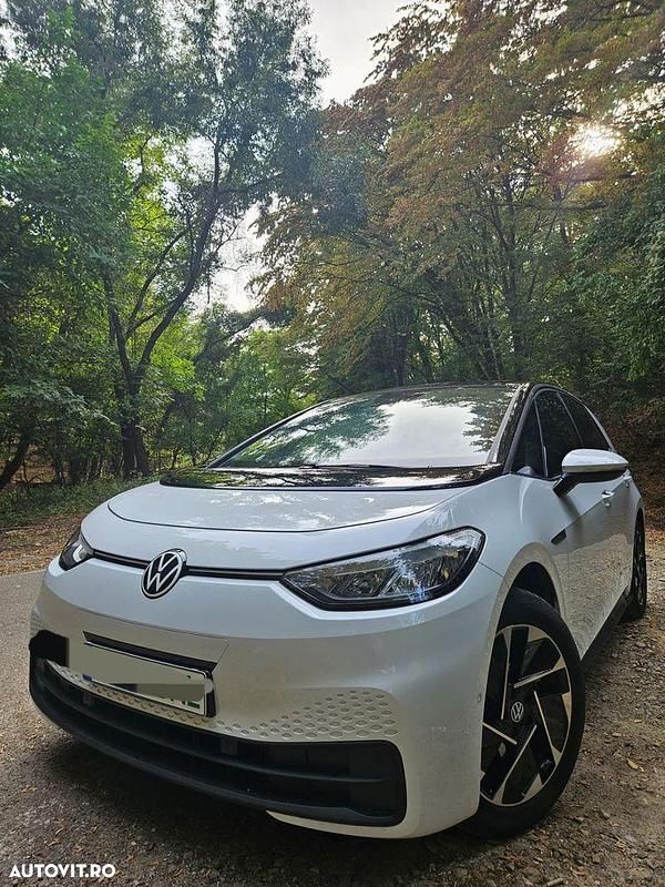 Culoarealb Utilizat 2023 VW ID.3 Pro Hatchback | 25.400 EUR (Preț OK) - Imagine 1/4