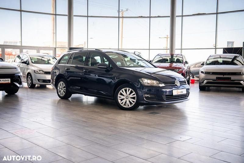 Culoarealbastru Utilizat 2016 VW Golf VII Break | 8.999 EUR (Preț OK) - Imagine 1/4