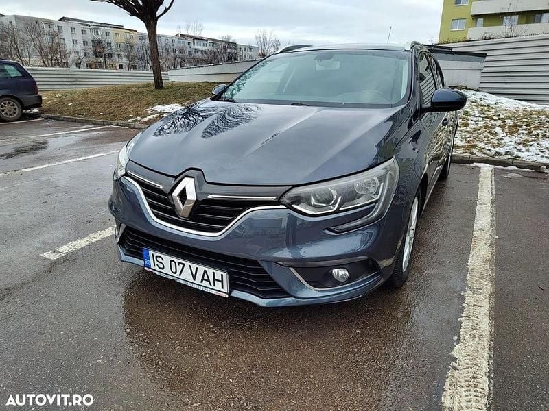 Culoaregri Second-hand 2018 Renault Mégane GrandTour Break | 7.790 EUR (Preț OK) - Imagine 1/4